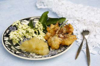 Swabian cuisine, elderberry cakes with apple sauce, Hollerkiacherl, elderflowers in pastry,