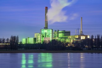 The Lausward combined heat and power plant in Düsseldorf, gas and steam turbine power plant,