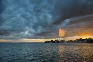 Sunset, Friedrichshafen, Lake Constance, Baden-Württemberg, Germany, Europe