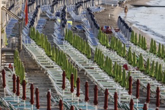 Sunshades and sunbeds on the beach of Diano Marina, Italy, 14/08/2024, Diano Marina, Liguria,