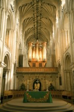 Organ and altar, Norwich cathedral, Norwich, Norfolk, England, UK