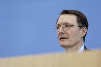 Karl Lauterbach (SPD), Federal Minister of Health, recorded during the press conference on the