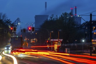 Hüttenwerke Krupp Mannesmann, HKM, blast furnaces, cooling tower, in Duisburg-Hüttenheim, view over