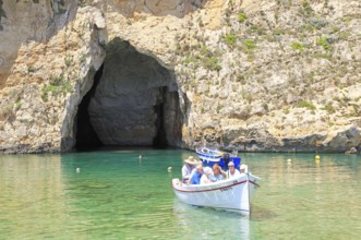 Boat trip at the Inland Sea tourist attraction, Dwerja Bay, island of Gozo, Malta, Europe