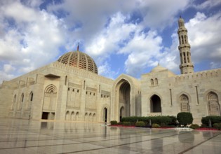 The Great Sultan Qabus Mosque in Muscat is the main mosque in Oman. It is considered one of the