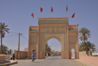 Town gate, Rissani, Meknès-Tafilalet region, Morocco, Africa