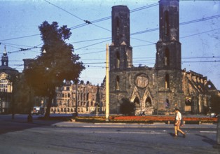 Postplatz with the ruins of the Gothic Sohienkirche, which was demolished in 1962. ESTIMATED DATE