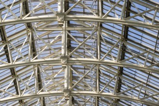 Roof construction, Temperate House, largest Victorian greenhouse in the world, Royal Botanic