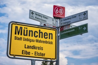 Place-name sign of Munich, district of Uebigau-Wahrenbrück, Brandenburg, Germany, Europe