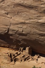 Sliding house, Native American, indigenous people, history, historical, building in Chelly Canyon,