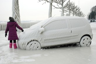 Car covered with ice, ice sheet, ice shield, Lake Geneva, Versoix, Canton Geneva, Switzerland,