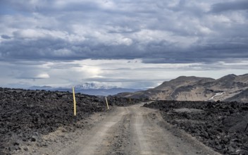 Track through volcanic landscape, barren landscape, Vatnajökull National Park, Icelandic Highlands,