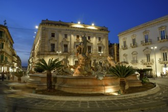 Fontana di Diana, Diana Fountain, Ortigia Island, Syracuse, Province of Syracuse, Sicily, Italy,