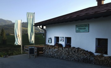 The Winkelmosalm near Reit im Winkel. New Traunstein Hut of the German Alpine Association (DAV),