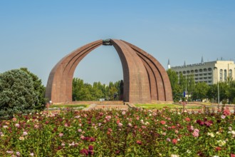 Victory Monument, Victory Square, Bishkek, Kyrgyzstan, Asia