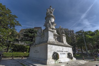 Monumental statue of Christopher Columbus, erected in 1884, Piazza Acquaverde, Genoa, Italy, Europe