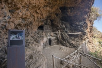 Prehistoric caves and stables, Buracas, Island of La Palma, Spain, Europe