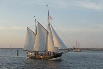 Sailing ship, Unterwarnow, Hanse Sail, Warnemünde, Rostock, Mecklenburg-Western Pomerania, Germany,