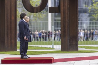 Federal Chancellor Olaf Scholz (SPD) welcomes Irakli Kobakhidze, Prime Minister of Georgia, to the