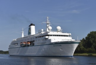 MS Deutschland sails through the Kiel Canal, Kiel Canal, Schleswig-Holstein, Germany, Europe