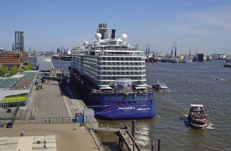 Germany, Hamburg, harbour, cruise ship, Mein Schiff 6, Europe