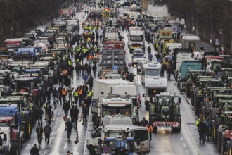 Road blockades, taken as part of the farmers' protests in Berlin, 15 January 2024. 10, 000