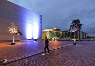 View of the Marie Elisabeth Lüders House in the centre, and the Paul Löbe House on the left,