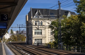 Tiergarten S-Bahn station with local and long-distance trains, Berlin, Germany, Europe