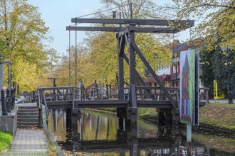 Bridges over the main canal, Papenburg, Emsland, Lower Saxony, Germany, Europe