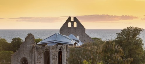 Gothic church ruins, Hanseatic city of Visby, UNESCO World Heritage Site, Gotland Island, Baltic