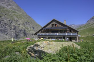 Mountain hut Refuge de l Álpe de Villar-de Áréne, Villar-d'Arêne, Département Hautes-Alpes, France,