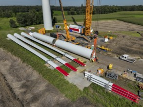 Dorsten, North Rhine-Westphalia, Germany, construction of a wind turbine, the first wind turbine of