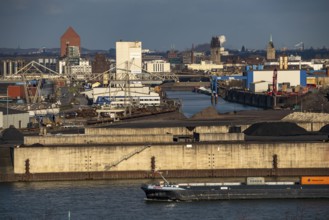 Duisburg harbours, Rheinkai Nord, outer harbour, behind the city centre with inner harbour, archive