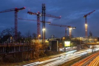 Major construction site in Düsseldorf, on the B8, Danziger Straße, construction of a residential