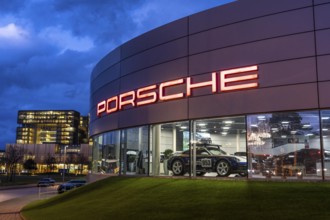 Porsche Centre Essen, car dealership, showroom, Essen North Rhine-Westphalia, Germany, Europe