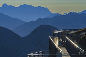 Sunrise, Nordwandsteig on the Nebelhorn, 2224m, Allgäu Alps, Allgäu, Bavaria, Germany, Europe