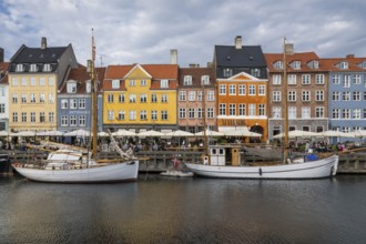 Nyhavn, in the Frederiksstaden district, harbour district with houses over 300 years old, moored