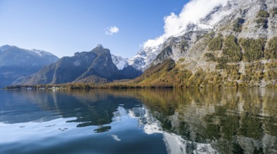 Königssee with Watzmann massif, autumnal mountain landscape reflected in the lake, Berchtesgaden