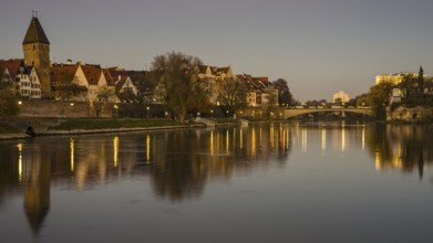 Danube bank, Ulm, Swabian Alb, Baden-Württemberg, Germany, Europe