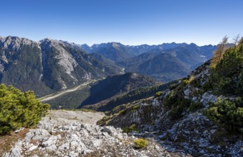 Mountain landscape in autumn, view of the Upper Isar Valley with Pleisenspitze in the Karwendel,