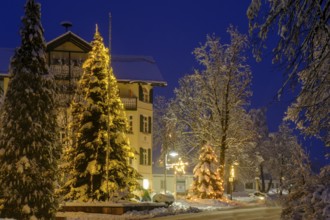 Town hall with Christmas lights, Christmas, twilight, snow, winter, Bad Heilbrunn, Upper Bavaria,