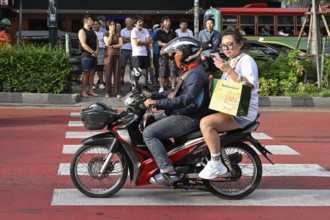 Scooter Pedestrian crossing Pedestrian