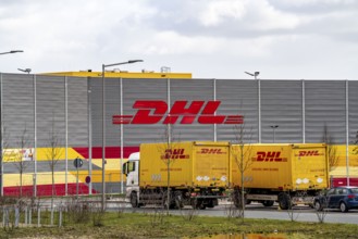 DHL Logistik Zentrum am O-Werk, former administration building of the Opel plant in Bochum, part of