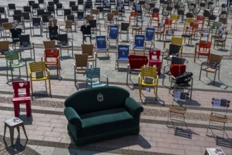 Campaign 1, 000 empty chairs, with which restaurateurs, nationwide, want to draw attention to the