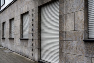 Facade of a restaurant, closed gastronomy, during the third lockdown in the Corona crisis,