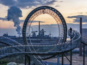 Hüttenwerke Krupp-Mannesmann, HKM in Duisburg-Hüttenheim, coking plant and 2 blast furnaces,