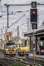 Modernisation of Duisburg Central Station, the platforms of the 13 tracks are being renewed, the