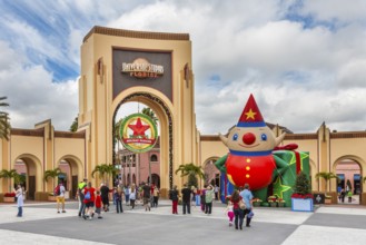 Arch at entrance to Universal Studios theme park in Orlando, Florida, USA decorated for the