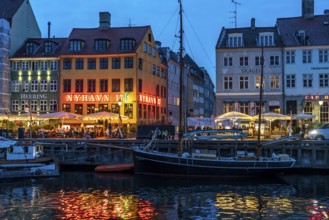 Nyhavn, in the Frederiksstaden district, in the evening, harbour district with houses over 300