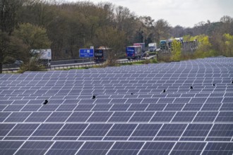 Solar park near Neukirchen-Vluyn, along the A40 motorway, over 10, 000 solar modules spread over 4